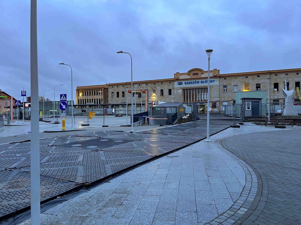 Rzeszowskie Centrum Komunikacyjne na chwilę przed otwarciem [STYCZEŃ 2024]
